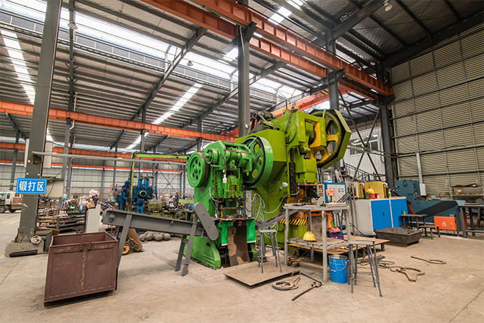 大理网架配件-锥头加工车间